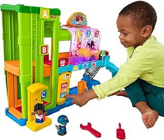 Fisher-Price Little People Toddler Playset Light-Up Learning Garage with Toy Car, Ramp & Smart Stages for Kids Ages 1+ Years, UK English Version, HYH56