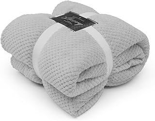 FAIRWAYUK Waffle Honeycomb Throw Fleece Blankets, 100% Polyester Warm Faux Fur Throws Over Sofa Bed Settee Soft Blanket, Extra Large (Silver, Double Size 150x200cm)