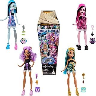 Monster High Buried Secrets Dolls and Accessories, Cozy Creepover Theme with Mystery Doll and 5 Unboxing Surprises (Characters May Vary), HYV64