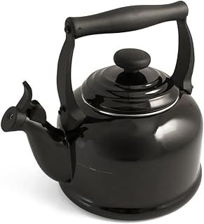 Le Creuset Traditional Stove-Top Kettle with Whistle, Suitable for All Hob Types Including Induction, Enamelled Steel, Capacity: 2.1 L, Black Onyx, 40102021400000