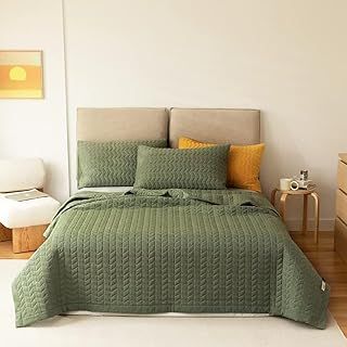 Bedspread King Size Green Soft Microfiber Lightweight Quilted Bedspreads Coverlet All Season Bedding Set (1 Quilt, 2 Pillow Shams)